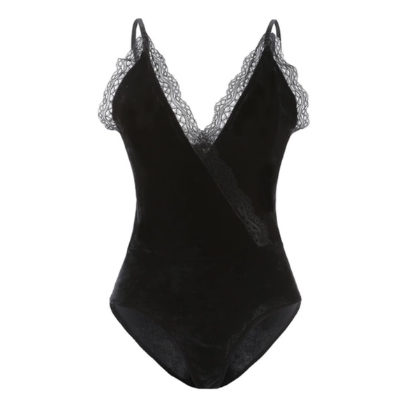 lilspice closet Tops - Alexa deep V velvet  lace body suit (LAST ONE)
